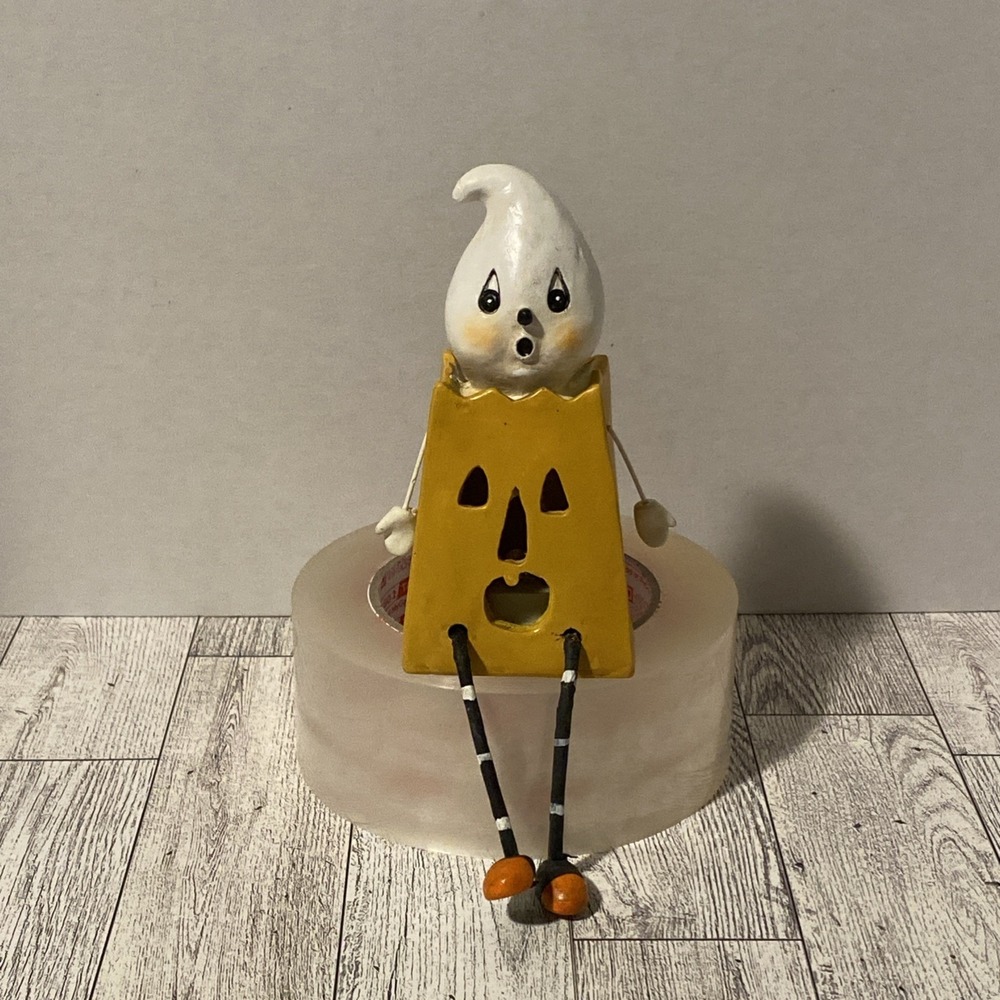 Transpac Johanna Parker Ghost Light Up Halloween Shelf Sitter Yellow JOL